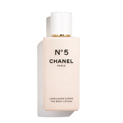 N°5 CHANEL La emulsión para el cuerp